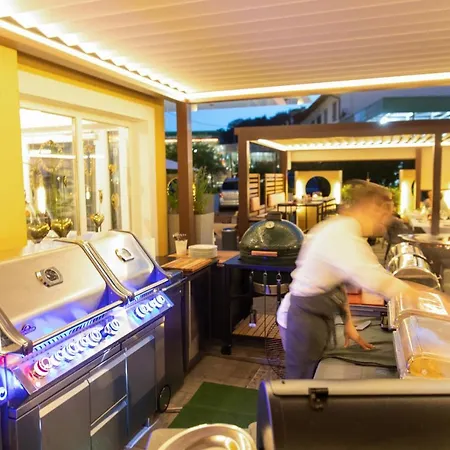 Hotel Restaurant Schrott *