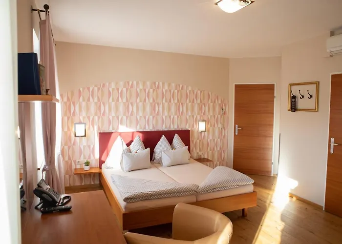 Restaurant Schrott Hotell Kaibing